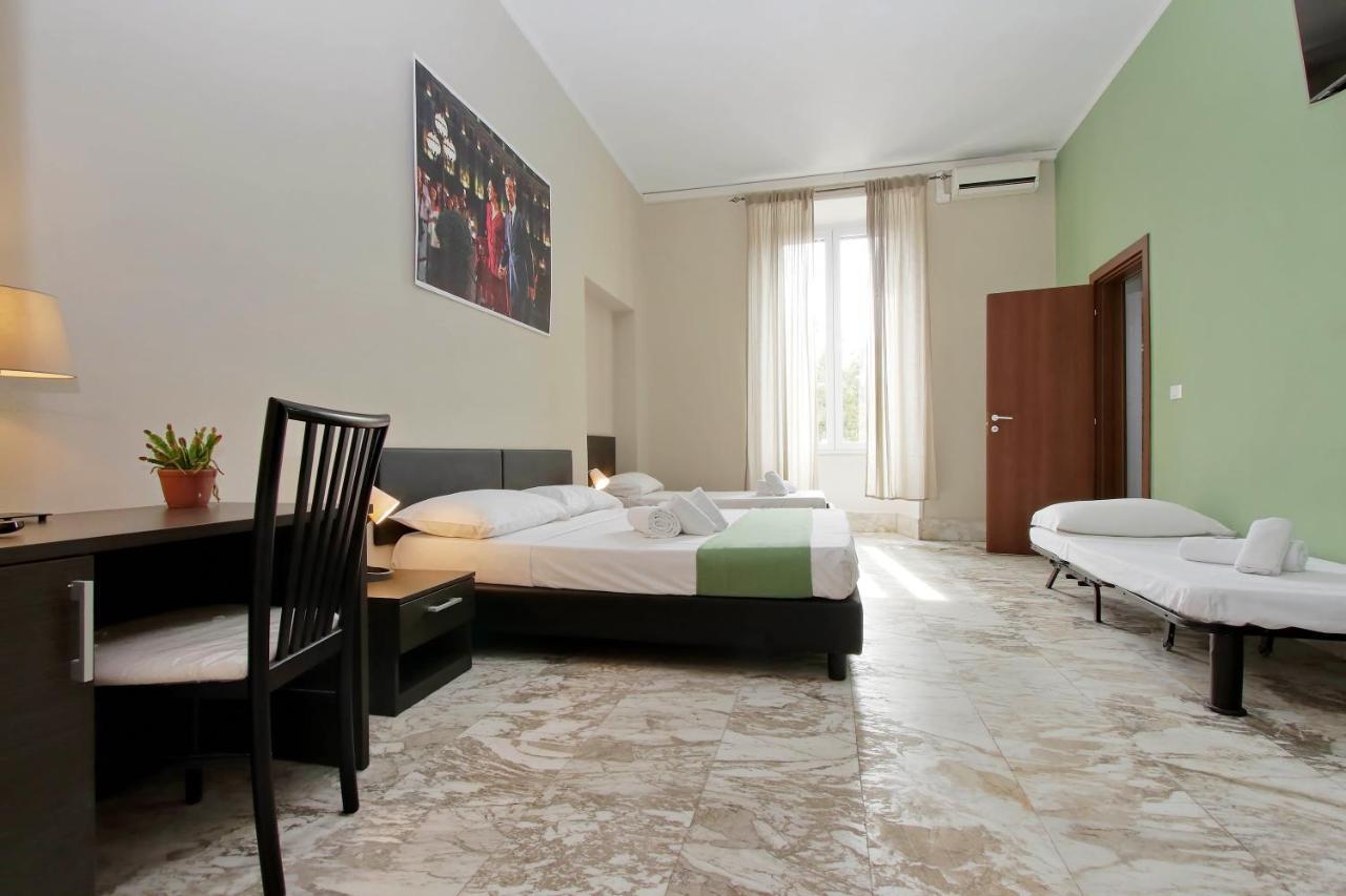 Lucky Stars Rooms Roma Exterior foto