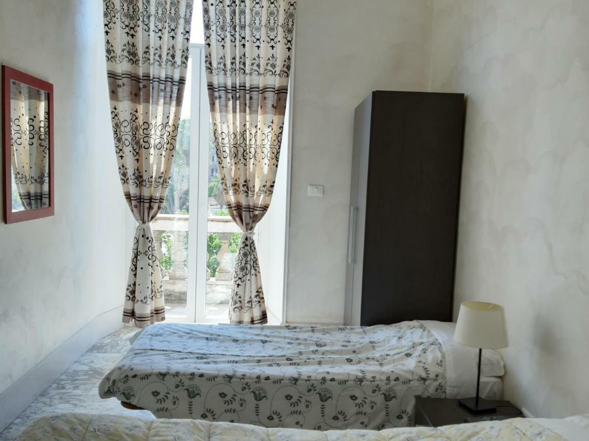 Lucky Stars Rooms Roma Exterior foto